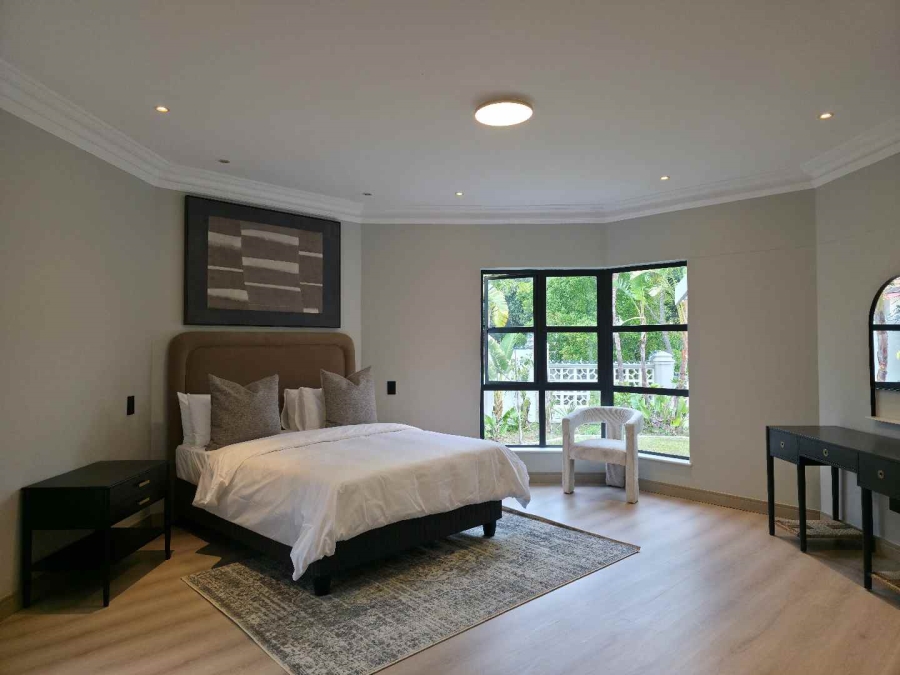 5 Bedroom Property for Sale in Plattekloof Western Cape